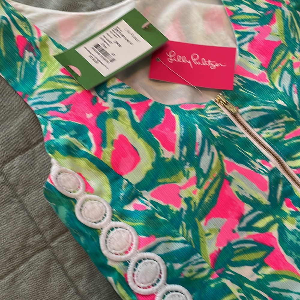 Lilly Pultzer size 00 dress. Brand new. Never worn.